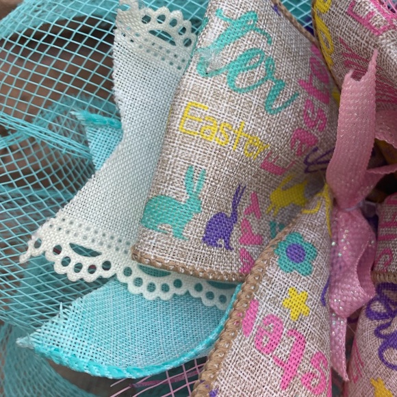 Welcome friends egg shaped Easter wreath - Picture 4 of 6